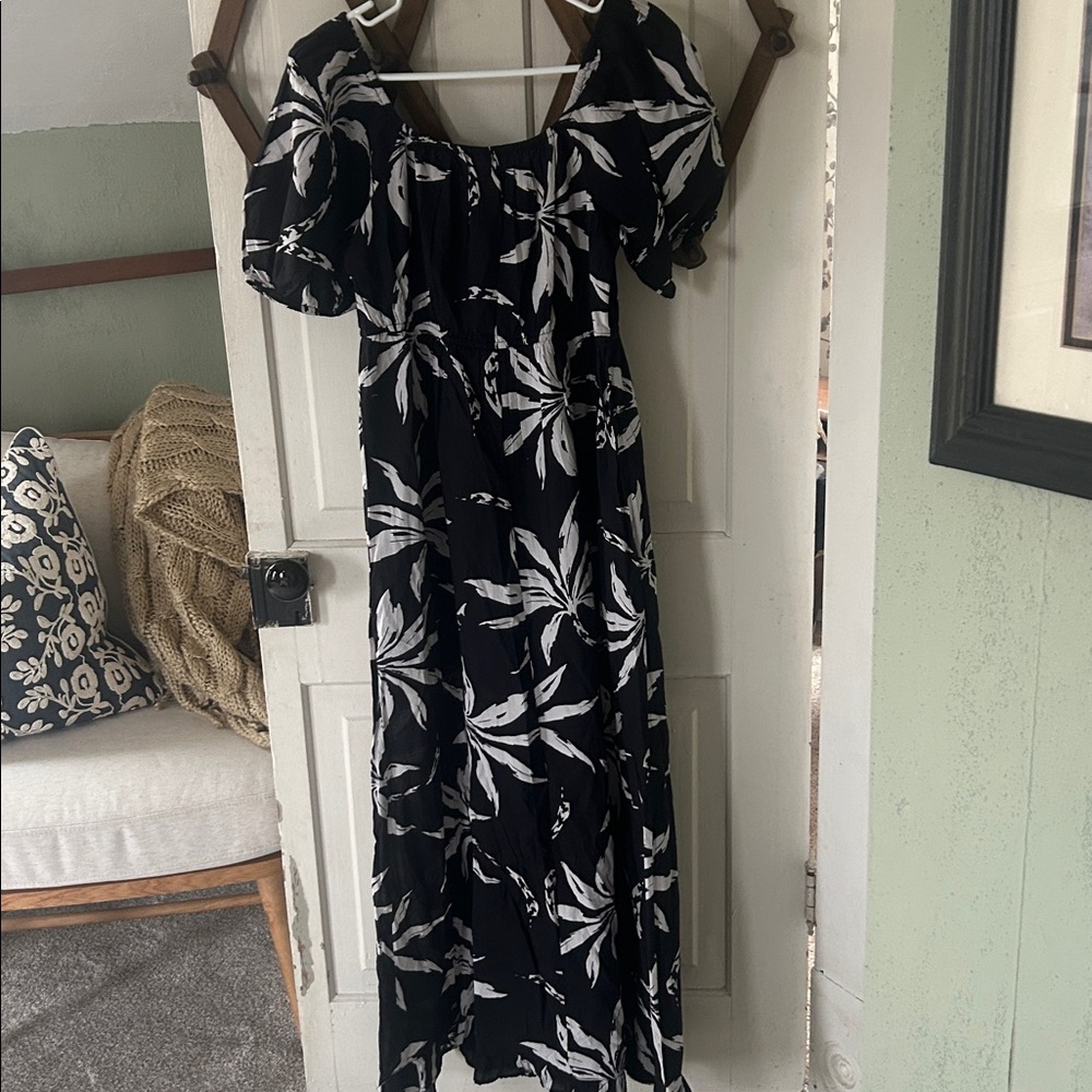 Dizzy lizzy. Elegant Black and White Floral Dress. Lined cotton. Maxi - Picture 5 of 5